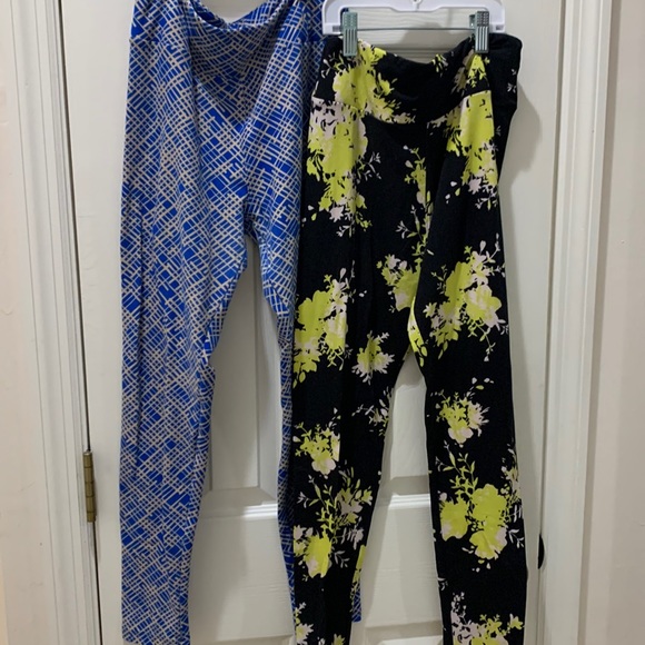 Two pairs of leggings - Picture 1 of 8